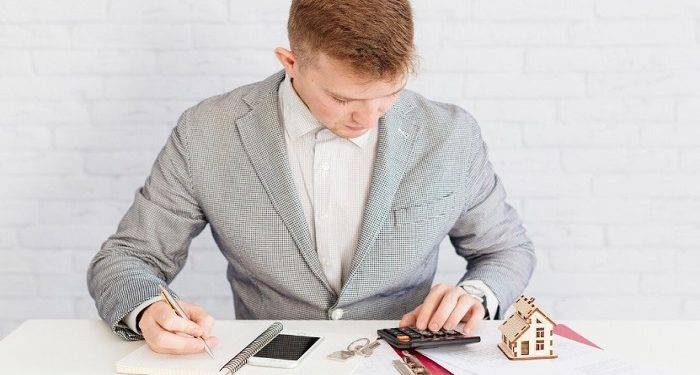 Who Pays Court Costs in Property Settlement